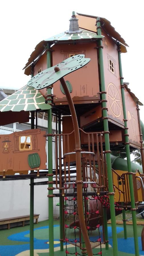 Hotel La Carabasse Vias Zewnętrze zdjęcie